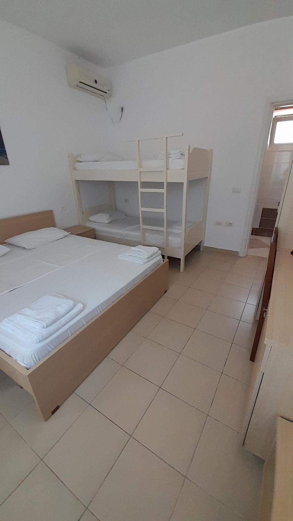 Elite 2 Kosta Hotel Dhermi Ngoại thất bức ảnh