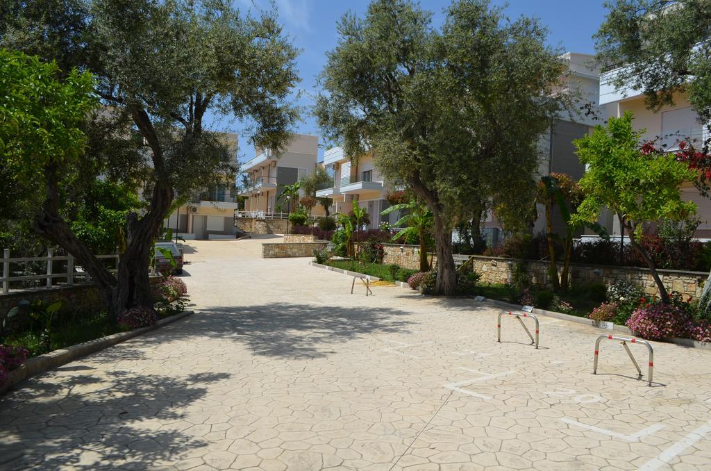 Elite 2 Kosta Hotel Dhermi Ngoại thất bức ảnh