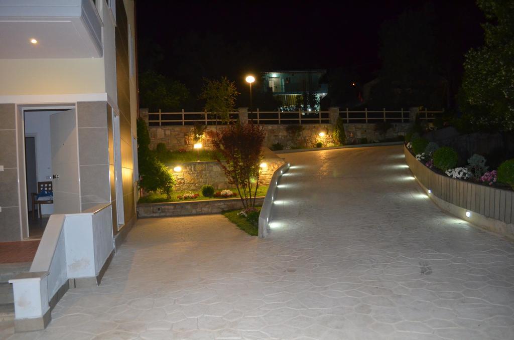 Elite 2 Kosta Hotel Dhermi Ngoại thất bức ảnh