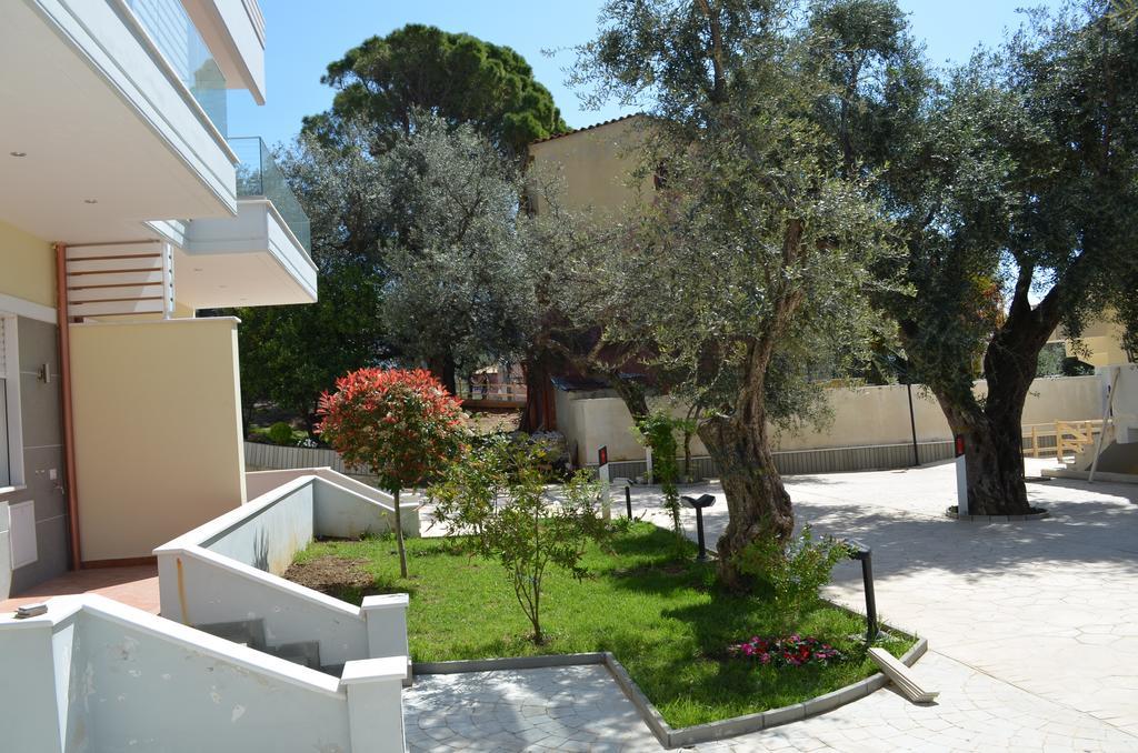 Elite 2 Kosta Hotel Dhermi Ngoại thất bức ảnh
